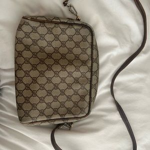 Vintage Gucci GG Monogram Supreme Sherry Web Ophidia Camera Crossbody Bag